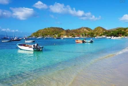 Aux Iles D'Amour テール・ド・オー エクステリア 写真
